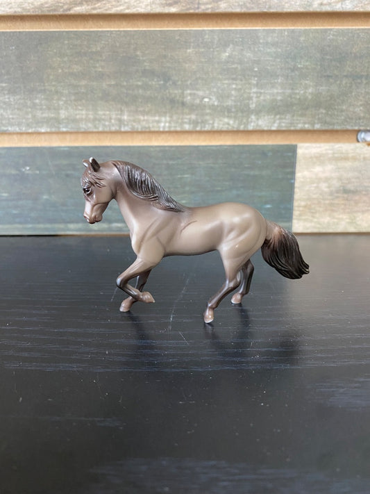 USED Breyer Stablemate Grulla Paso Fino | #5392