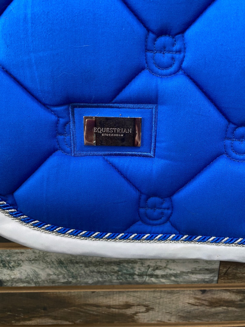 USED Equestrian Stockholm Dressage Pad Cob Blue | White Trim