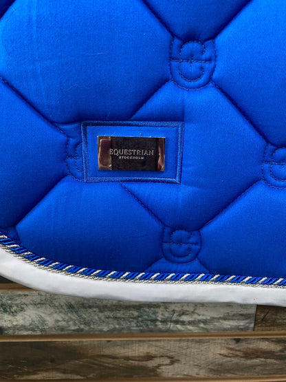 USED Equestrian Stockholm Dressage Pad Cob Blue | White Trim