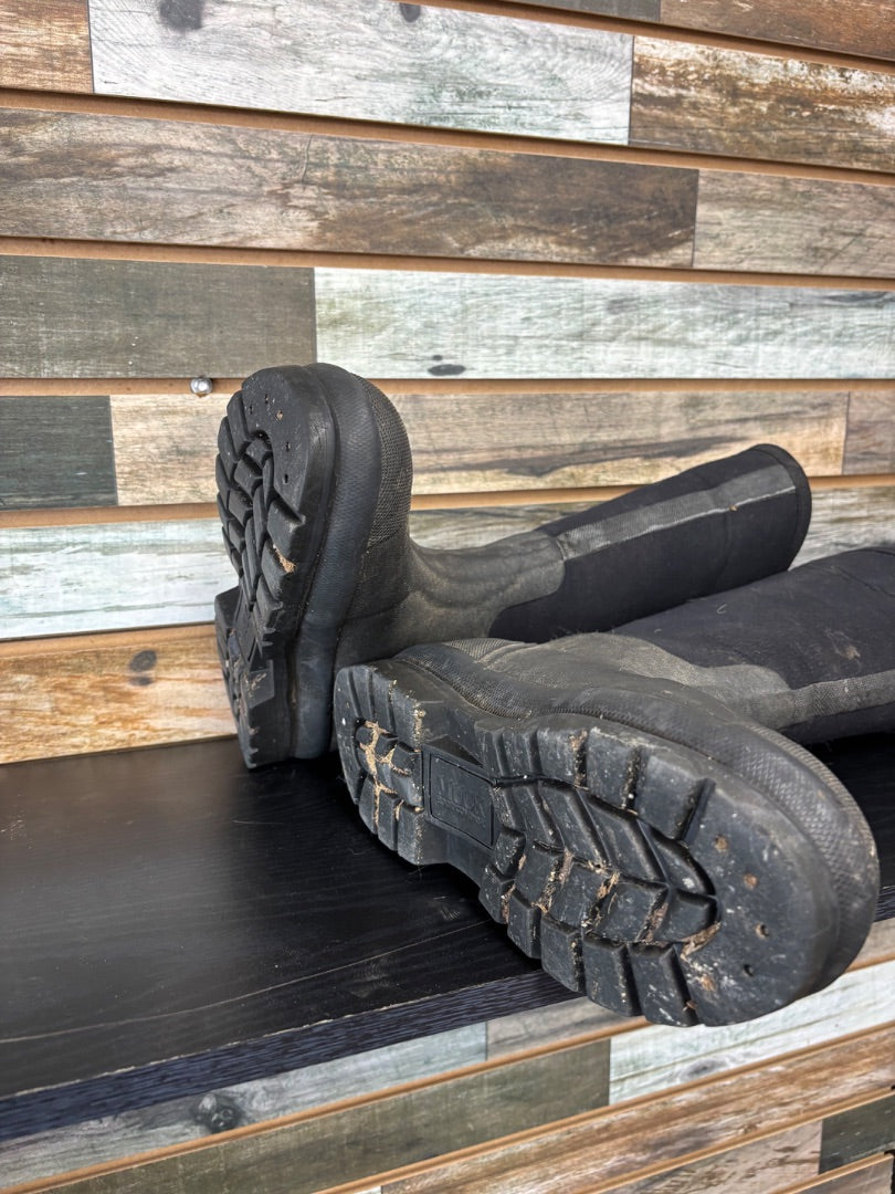 USED The Muck Boot Company "Chore" | W9