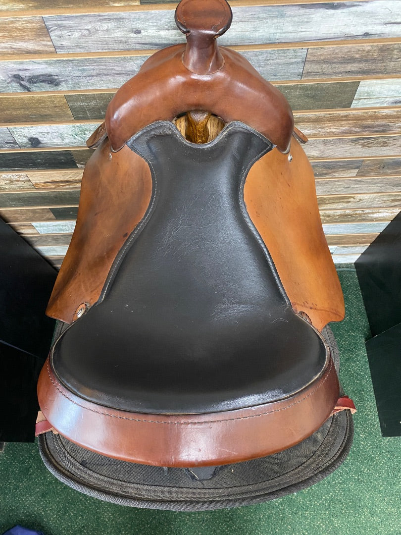USED Grest Ridge Saddlery Trail Saddle 16.5 Medium Oil/Black