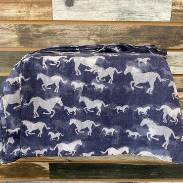 USED On Course Cotton Scringe Cooler 68” x 31” wide Blue With White Horses