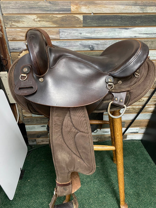 USED Big Horn Cordura Endurance Saddle | 15.5" D/O with ProChoice Neoprene Cinch 34"