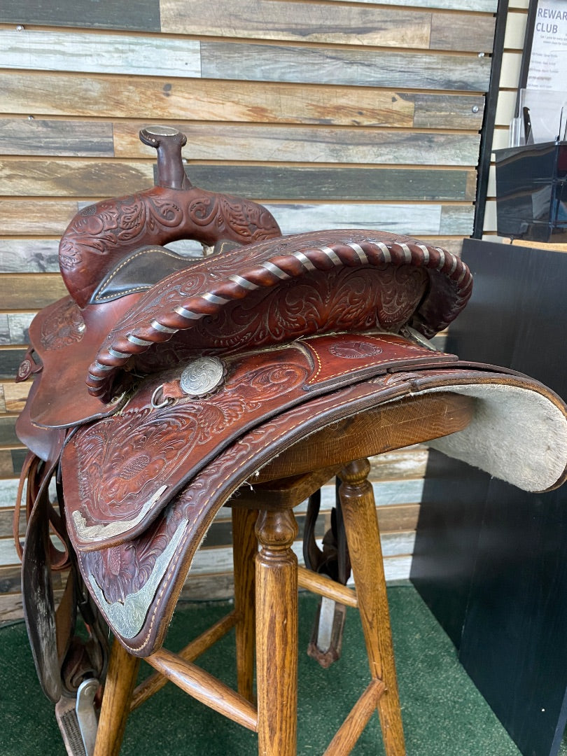 USED Circle Y Park & Trail Saddle 14" Heavy Oil