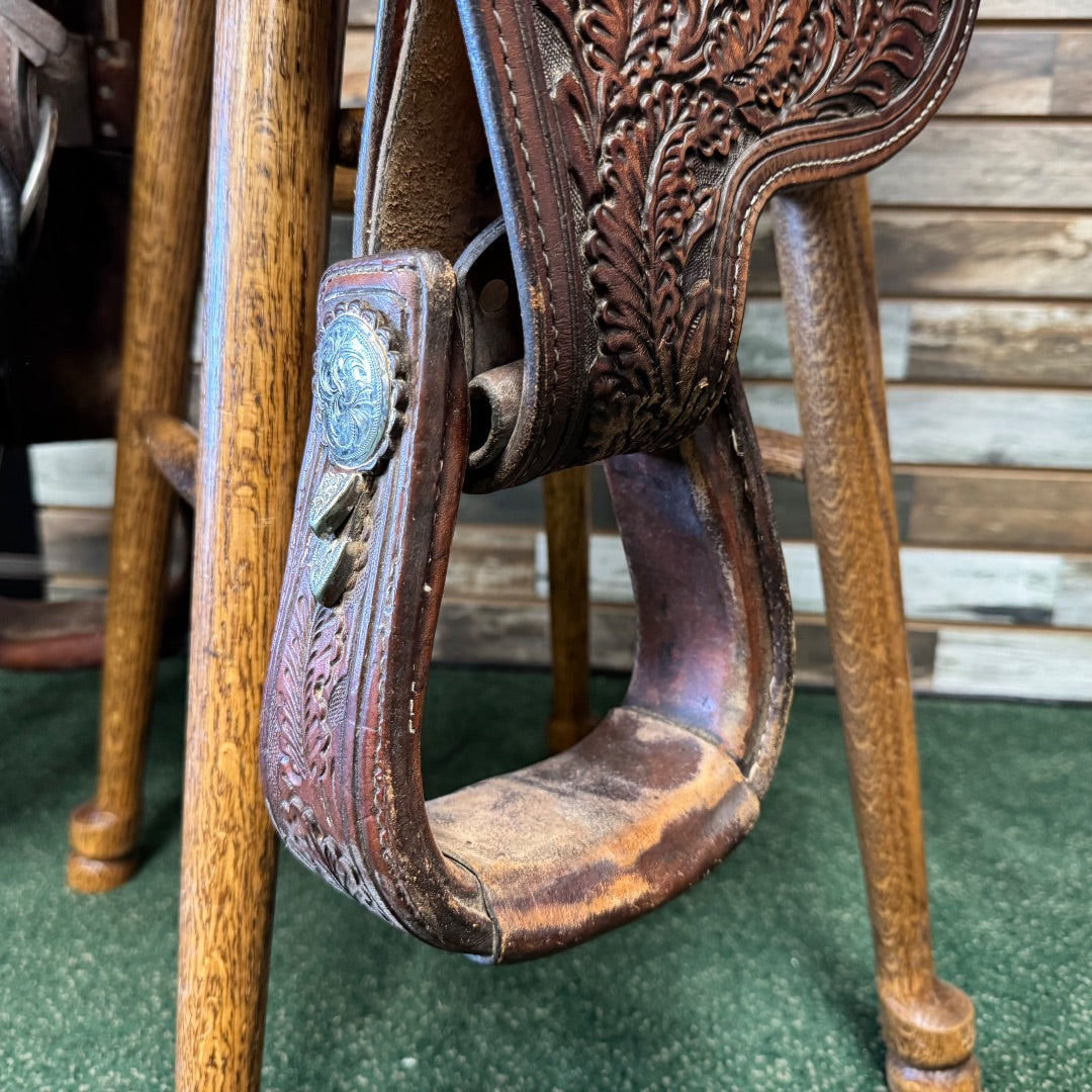 USED  Show Saddle with Matching Breast Collar 16.5" x 20.5" Brown