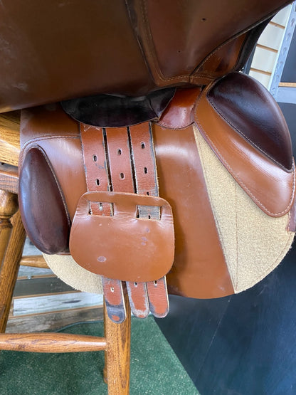USED Presitge Eventing Saddle Short Flap 18" Chestnut