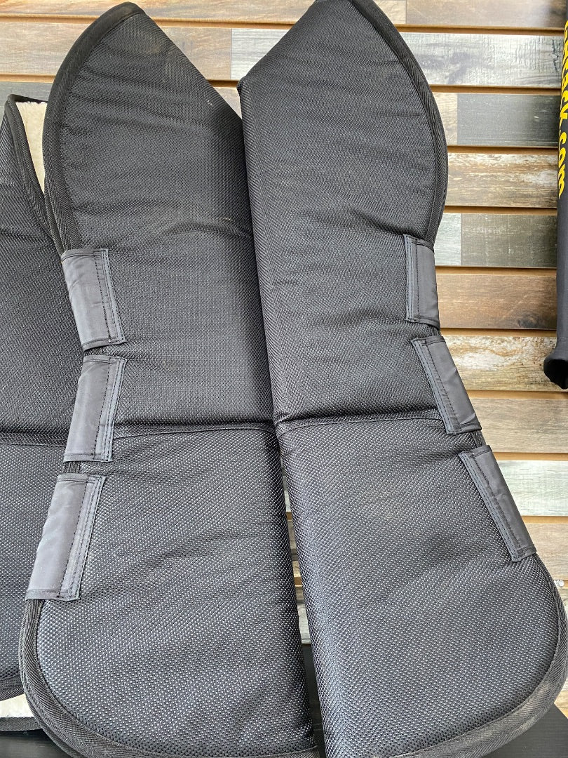 USED Roma Deluxe Travel Boots (Set of 4)  Black