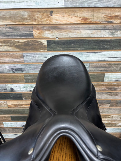 USED Bates Innova Monoflap Dressage Saddle 18" Black