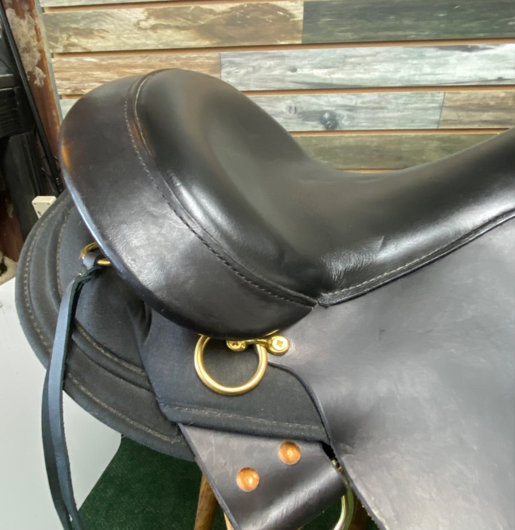 USED High Horse (Circle Y) Eldorado Cordura Trail 15" Black