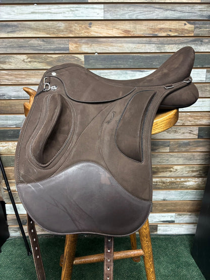 Wintec Pro Endurance with Hart 18" Brown