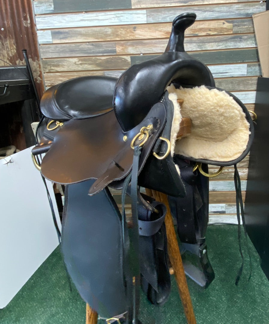 USED High Horse (Circle Y) Eldorado Cordura Trail 15" Black