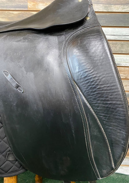 USED G. Passier & Sohn Hannover Dressage Saddle 18" Black