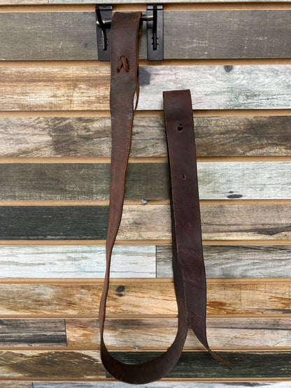USED  Long Leather Latigo