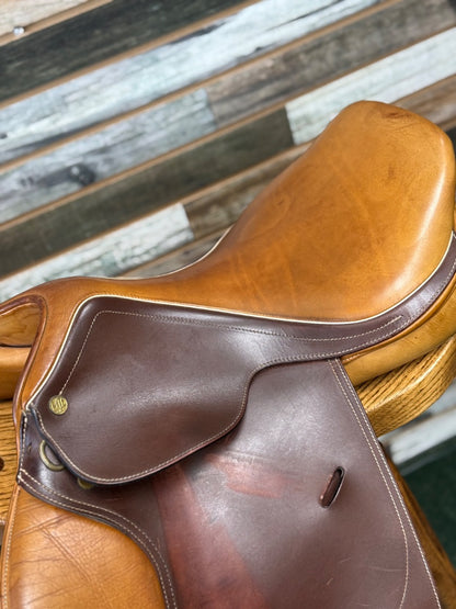 USED 17" M. Toulouse Two-Toned Hunter/Jumper Saddle