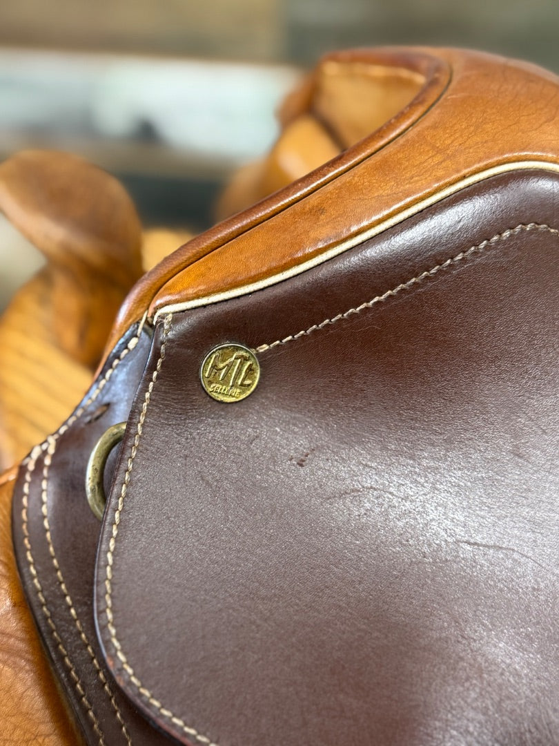 USED 17" M. Toulouse Two-Toned Hunter/Jumper Saddle