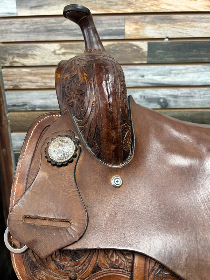 USED  Ranch Saddle 15.5" Dark Oil