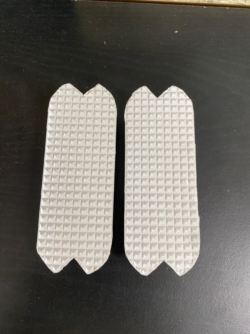 USED  Stirrup Pads 4 1/2” Grey