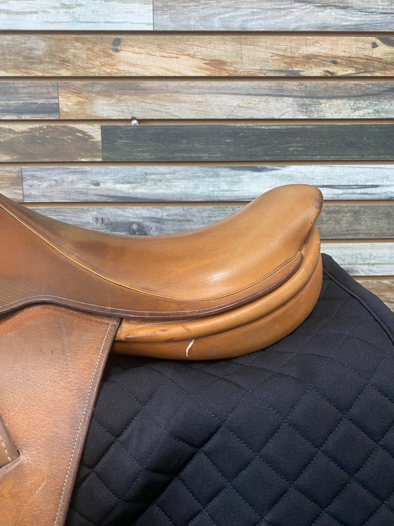 USED Crosby Close Contact English Saddle 17" Havana