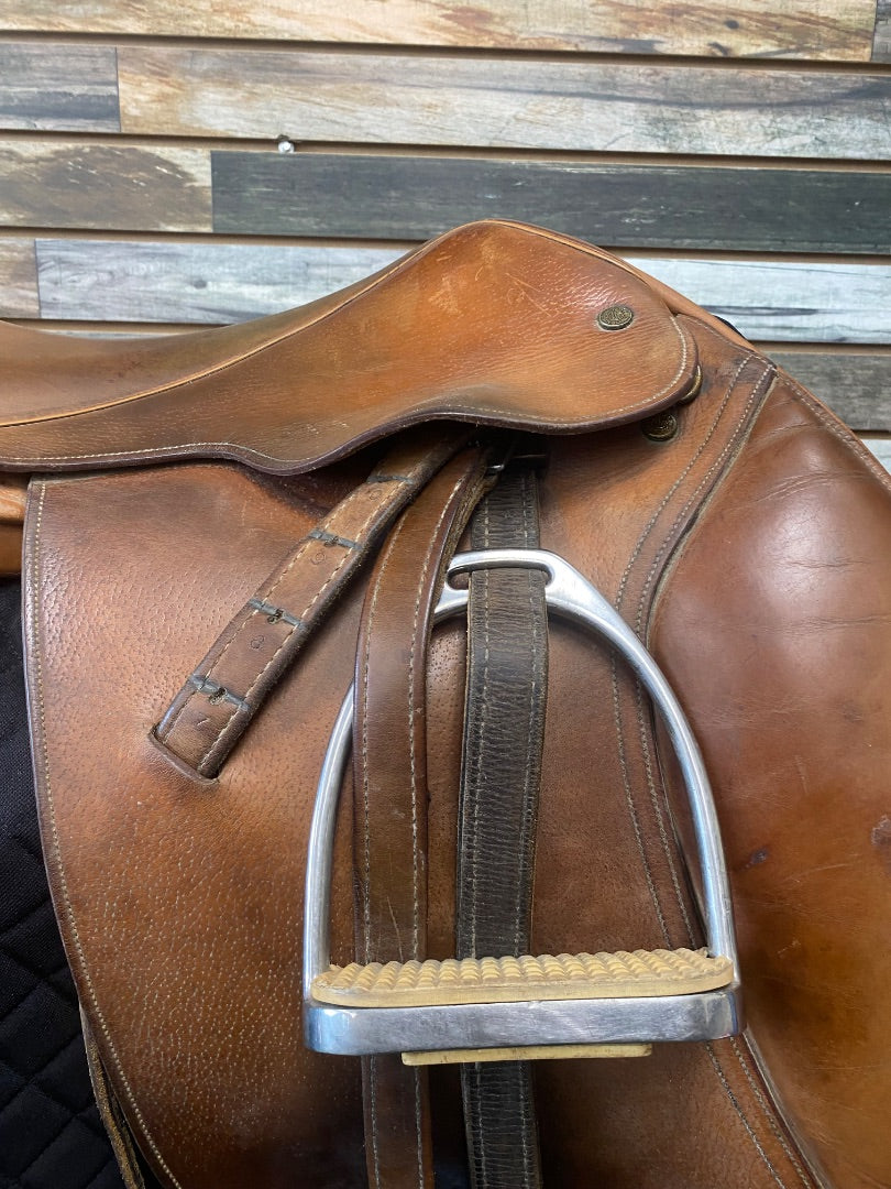 USED Crosby Close Contact English Saddle 17" Havana