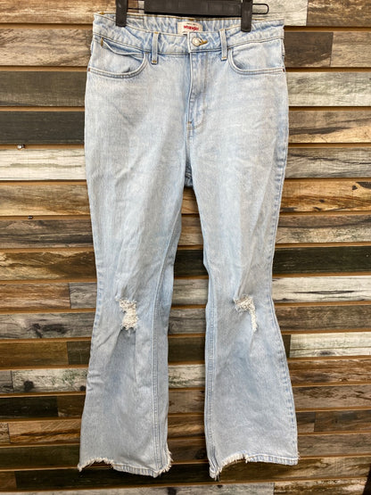 USED Wrangler Highrise Fierce Flare 8x32 Light Wash