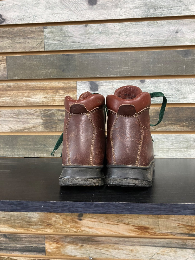 USED Vasque Vasque Boots 9N Brown