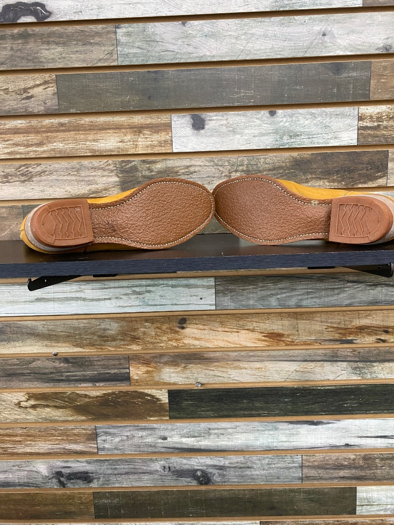 USED  Suede Boots 7B Tan