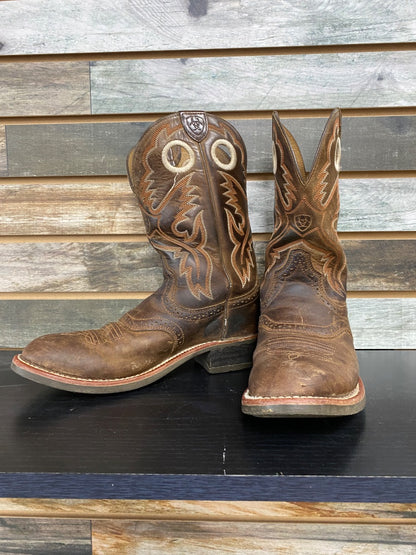 USED ARIAT Round Toe 6.5B Brown w/orange&white stiching