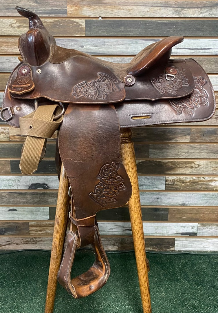 USED Big Horn Bananza Trail Saddle  Dark Oil