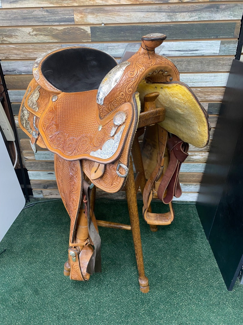 USED Circle Y Equitation Saddle 16" Light Oil