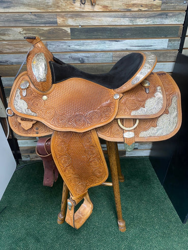 USED Circle Y Equitation Saddle 16" Light Oil