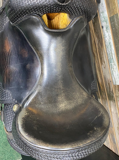 USED Crates Reining Saddle 18" Seat 7 1/2" Gullet Black