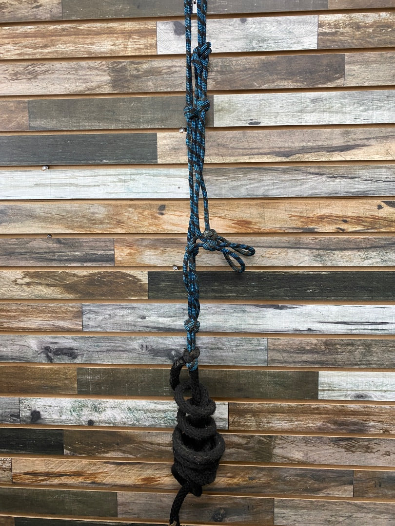 USED  Rope Halter and Lead Rope Horse Black/Blue