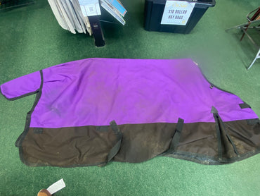USED Schneiders Medium Weight Turnout Blanket 81" Purple