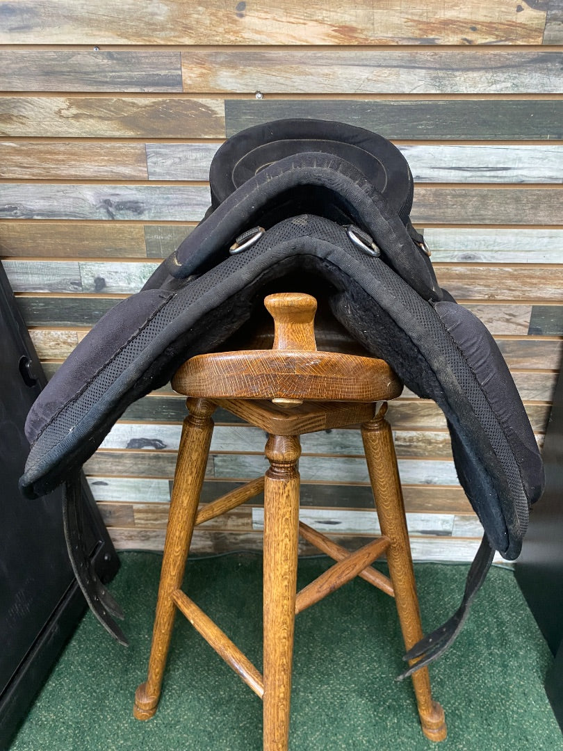 USED Bareback Saddle with Breastcollar and 28" Girth