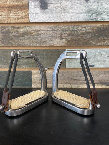 USED Golden Horseshoe Equestrian English Peacock Stirrups 4” Silver