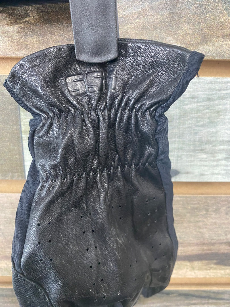 USED SSG Ladies English Riding gloves 7 Black