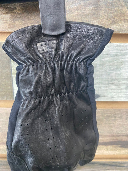 USED SSG Ladies English Riding gloves 7 Black