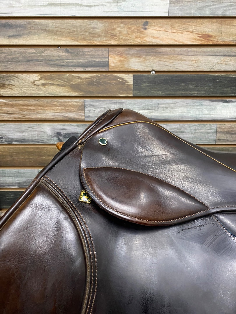 USED Stubben English AP Saddle 17.5" Brown