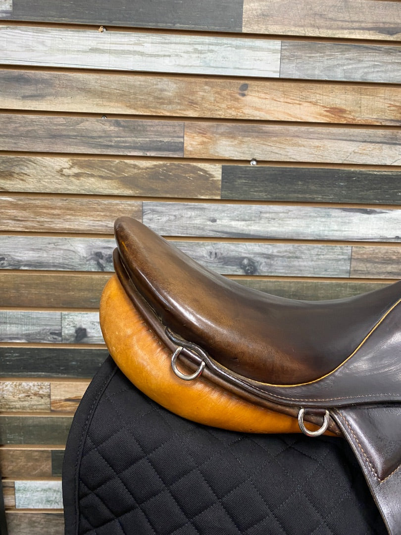 USED Stubben English AP Saddle 17.5" Brown