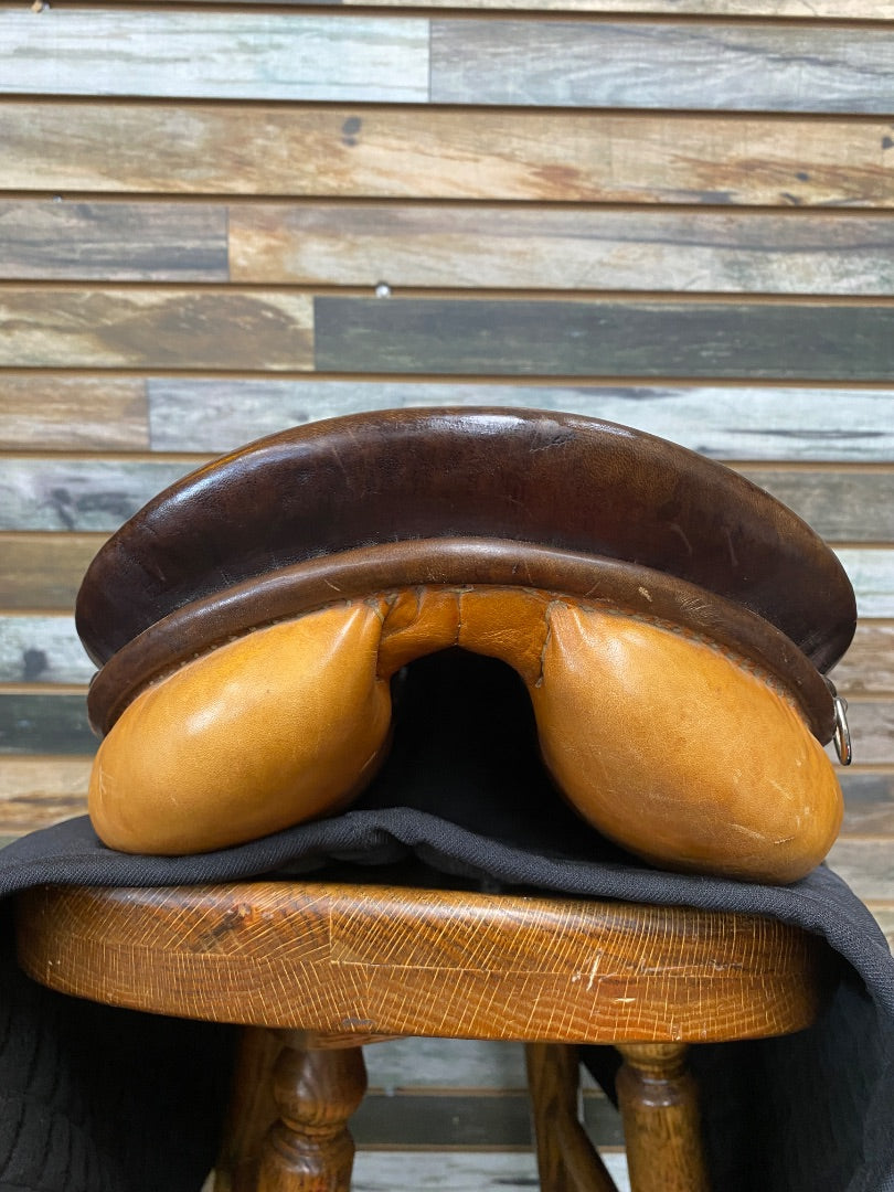 USED Stubben English AP Saddle 17.5" Brown