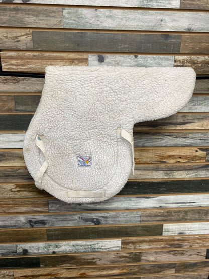 USED Medallion by Toklat Fleece Contour Pad Full White