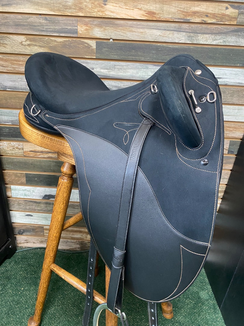 USED Wintec Australian Saddle 16" Black w/ Rosegold Stitching