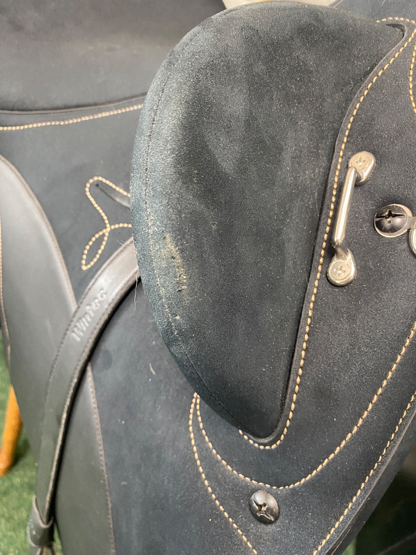 USED Wintec Australian Saddle 16" Black w/ Rosegold Stitching