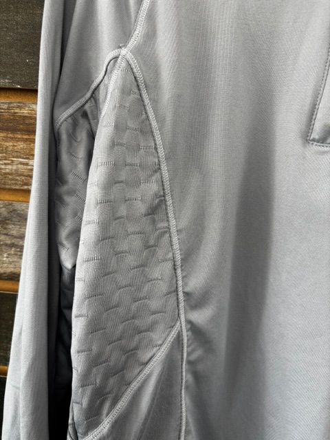 USED Ariat Long Sleeve Cold Series Quarter Zip XS Grey