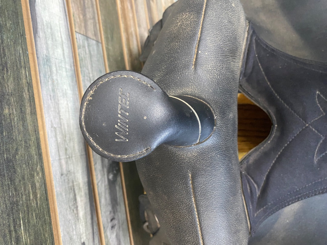 USED Wintec Synthetic Trail Saddle 15" Black