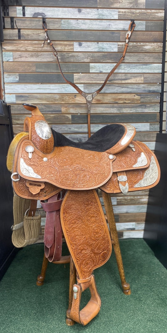 USED Circle Y Western Pleasure Show Saddle with Breast Collar and Cinch 16" Light Oil