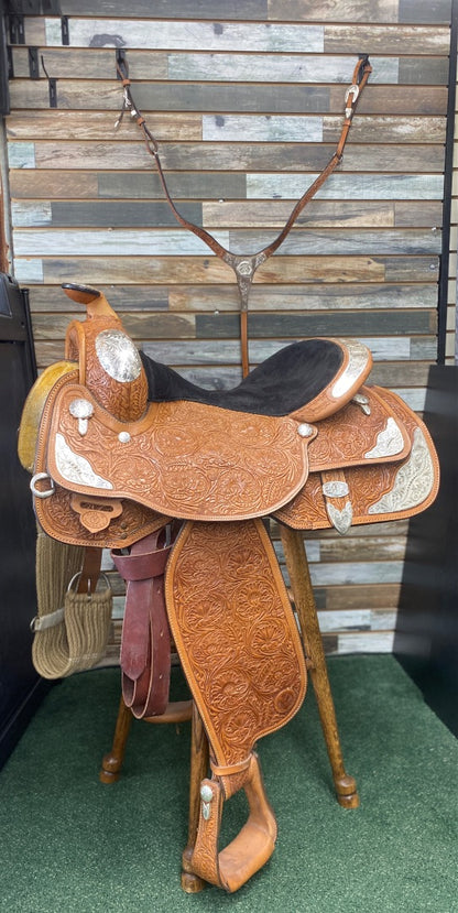 USED Circle Y Western Pleasure Show Saddle with Breast Collar and Cinch 16" Light Oil