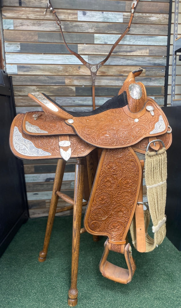 USED Circle Y Western Pleasure Show Saddle with Breast Collar and Cinch 16" Light Oil