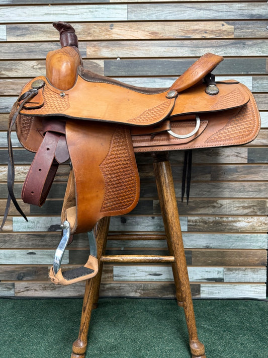 USED Unbranded All Around Western Saddle 17" Light Oil