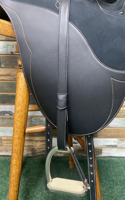 USED Wintec Australian Saddle 16" Black w/ Rosegold Stitching
